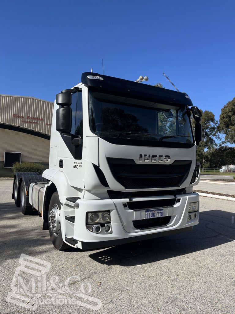 2013 Iveco Stralis Prime Mover exterior front drivers corner