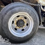 2005 Hino Ranger Tray Back Truck with Crane rear tyre 11R22.5