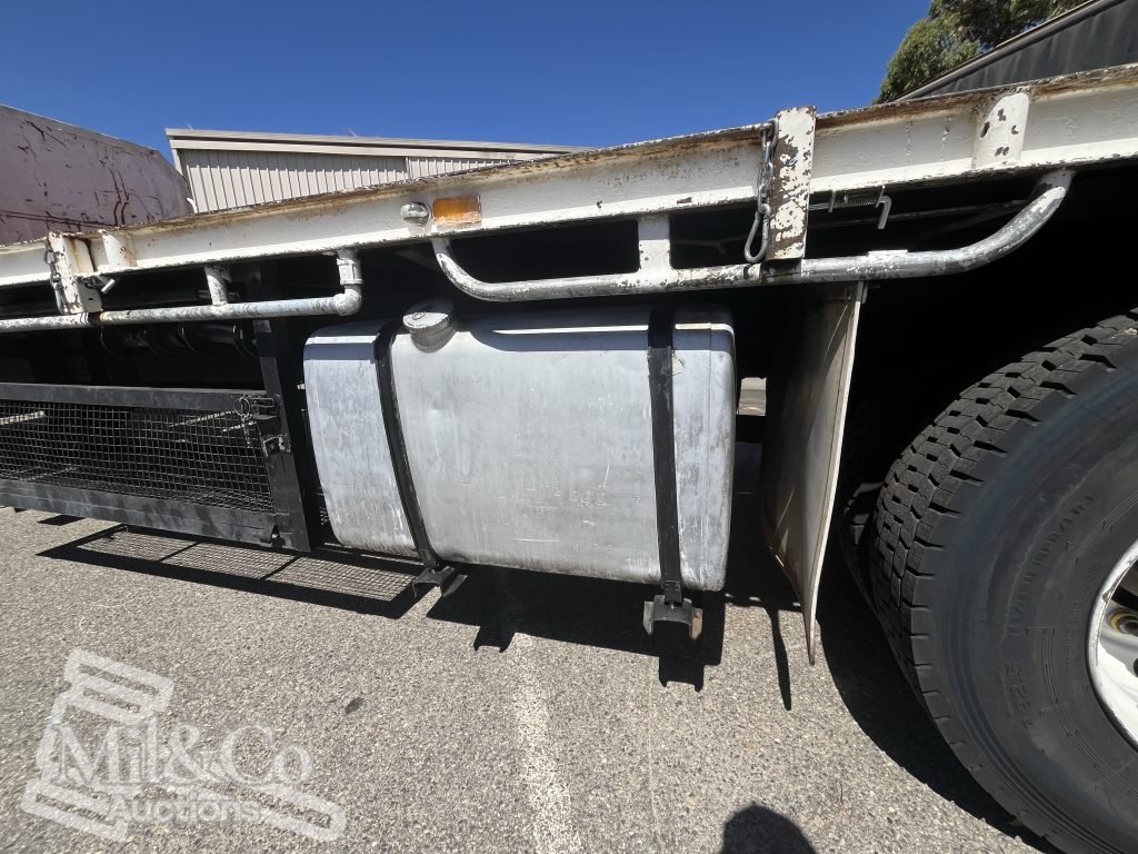 2012 Isuzu FVZ 1000 Tray Back Truck with Hiab fuel tank