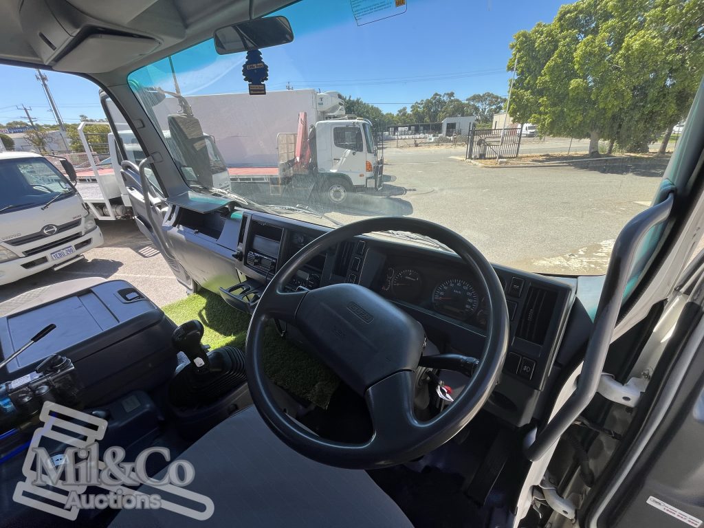 2012 Isuzu FVZ 1000 Tray Back Truck with Hiab interior steering wheel