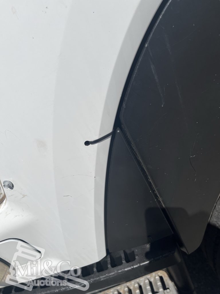 2012 Isuzu FVZ 1000 Tray Back Truck with Hiab damage passenger door