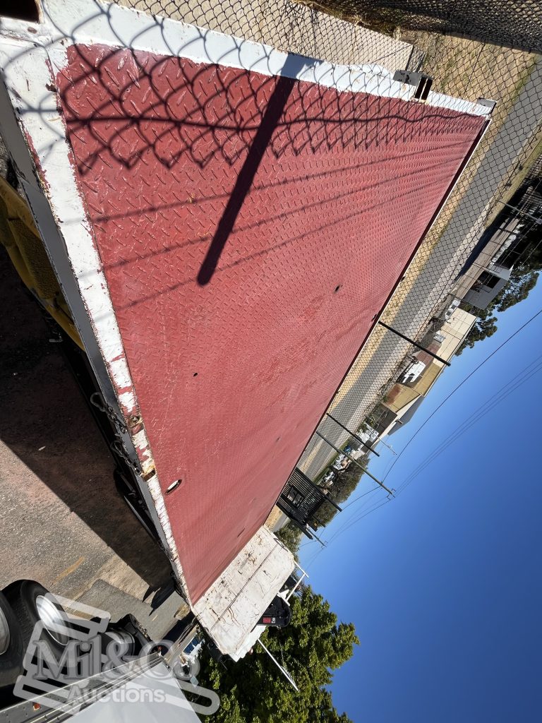 2012 Isuzu FVZ 1000 Tray Back Truck with Hiab Tray front rear