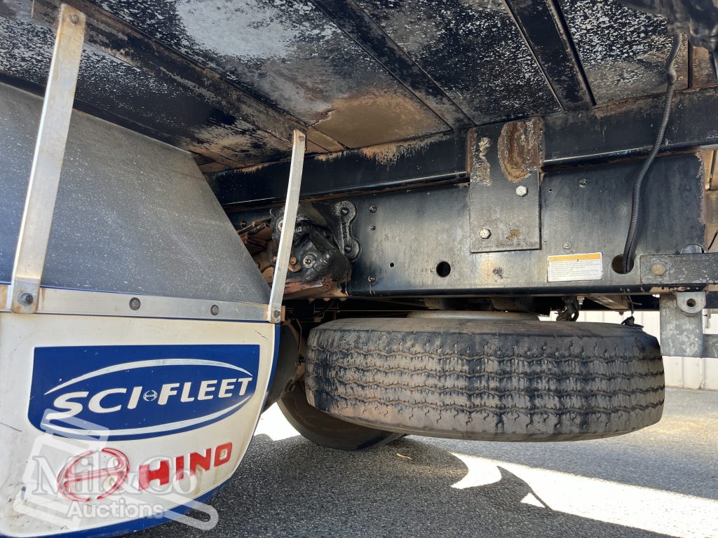 2004 Hino 500 FD Fridge Truck chassis from rear of passenger side