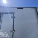 2004 Hino 500 FD Fridge Truck light bar top passenger side of body