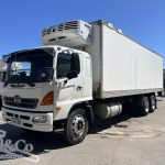 2005 Hino 500 GH Fridge Truck exterior front passenger corner