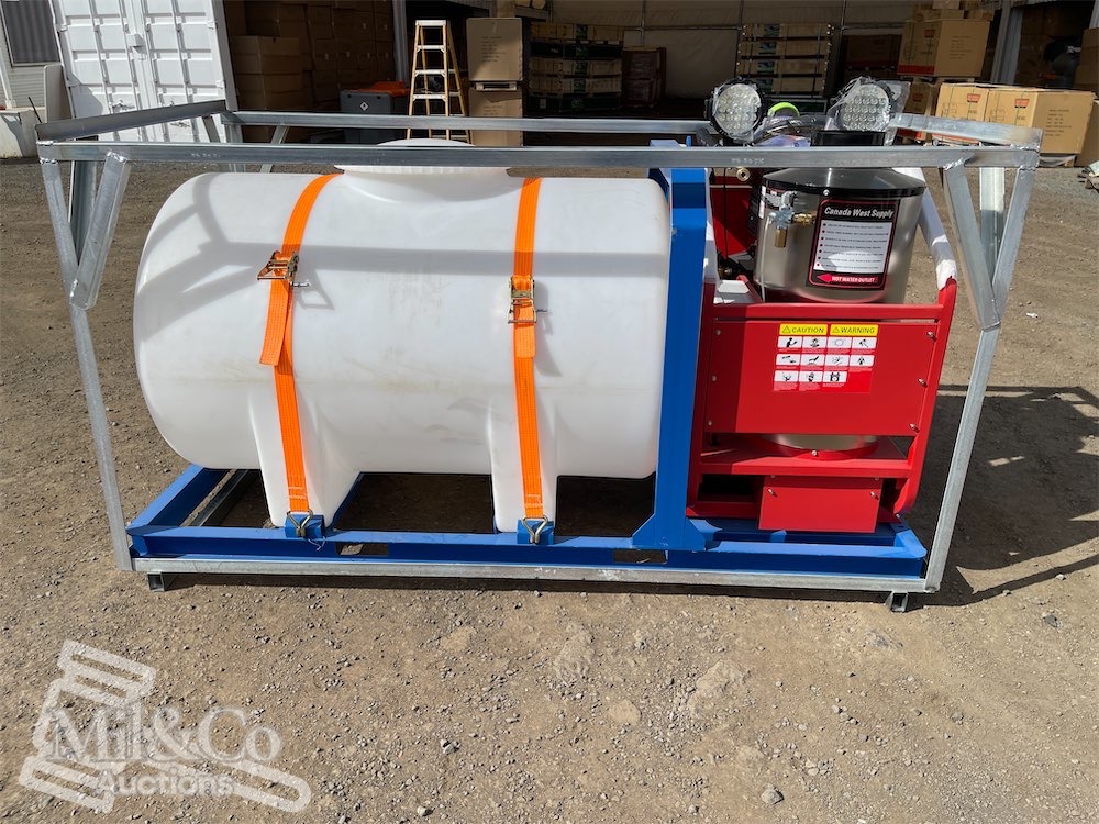 Heated Pressure Washer With Tank